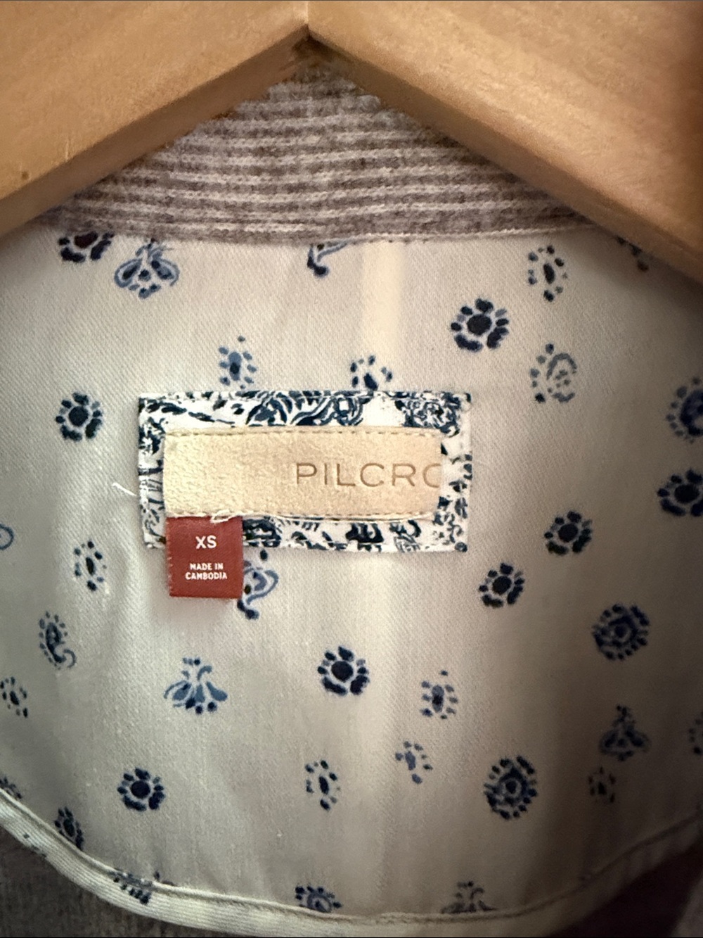Blazer - Picture 2 of 4